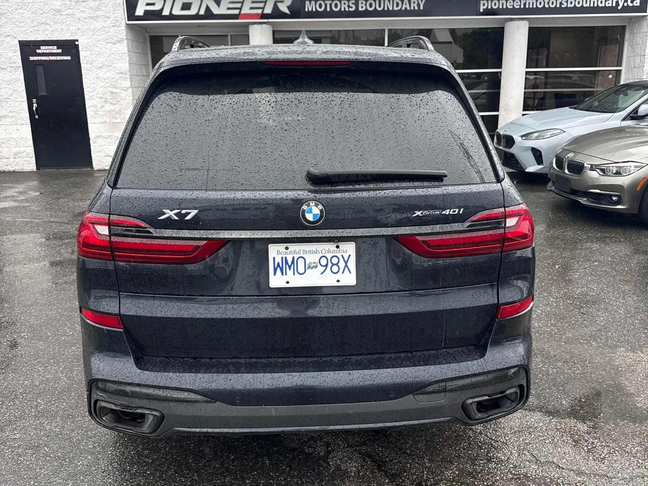 BMW X7 М* Масаж* Обдух* 360* Distronic* HeadUp* Laser* H&, снимка 4 - Автомобили и джипове - 55430319