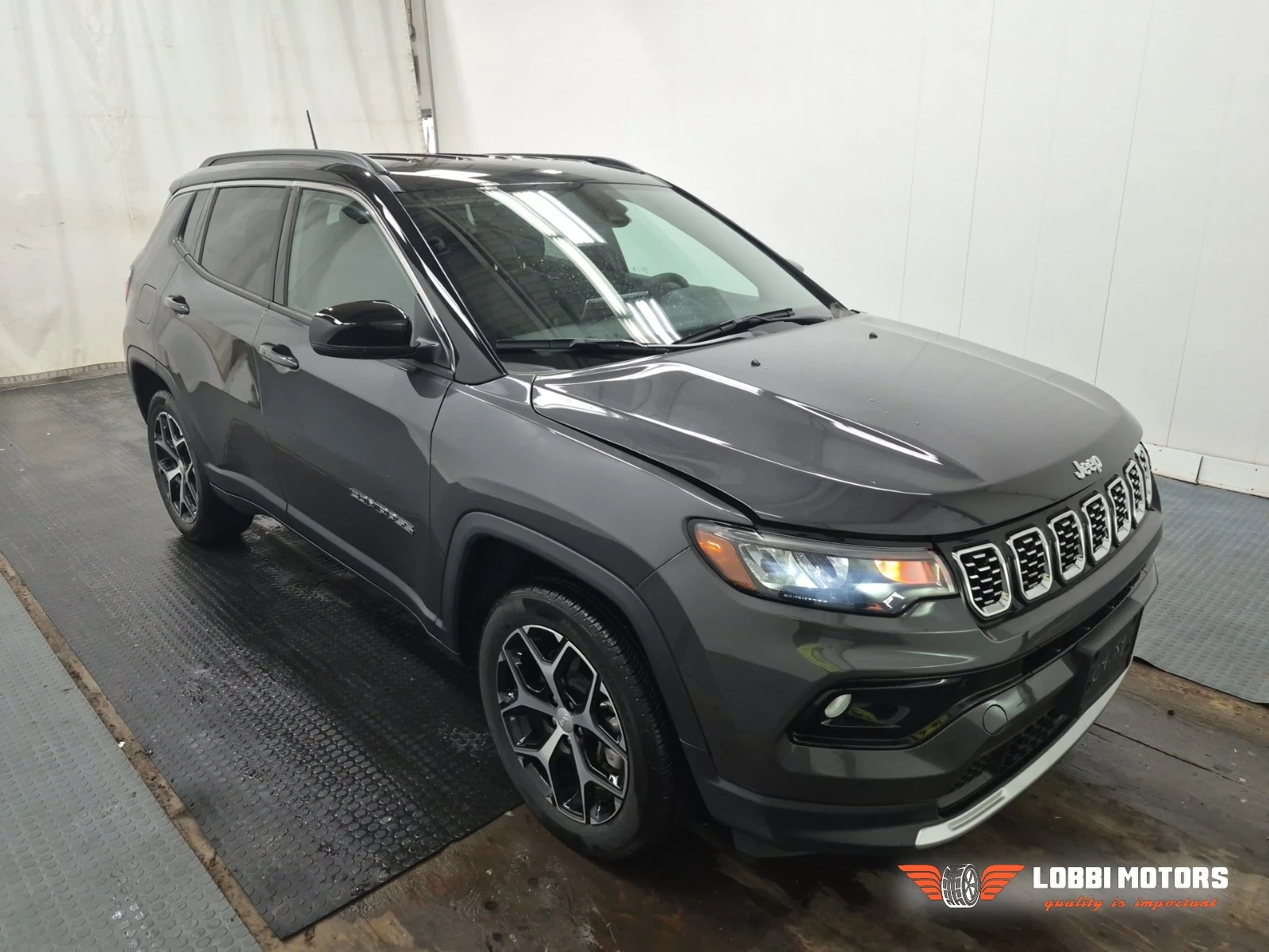Jeep Compass, снимка 2 - Автомобили и джипове - 56025228
