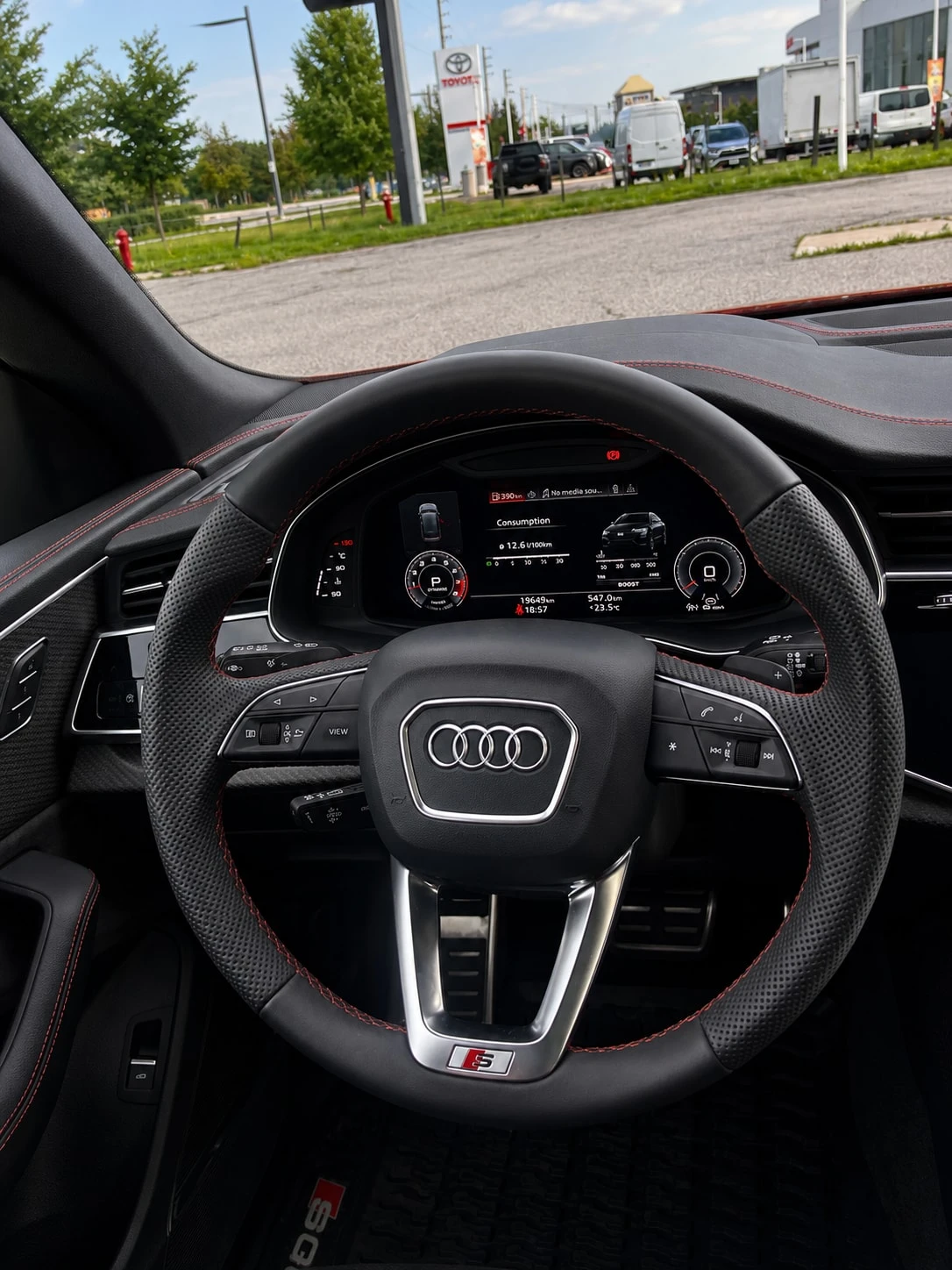 Audi SQ8 4.0 TFSI| HUD| MATRIX| MASSAGE| 2 �����|  | Mobile.bg � ����������� 14