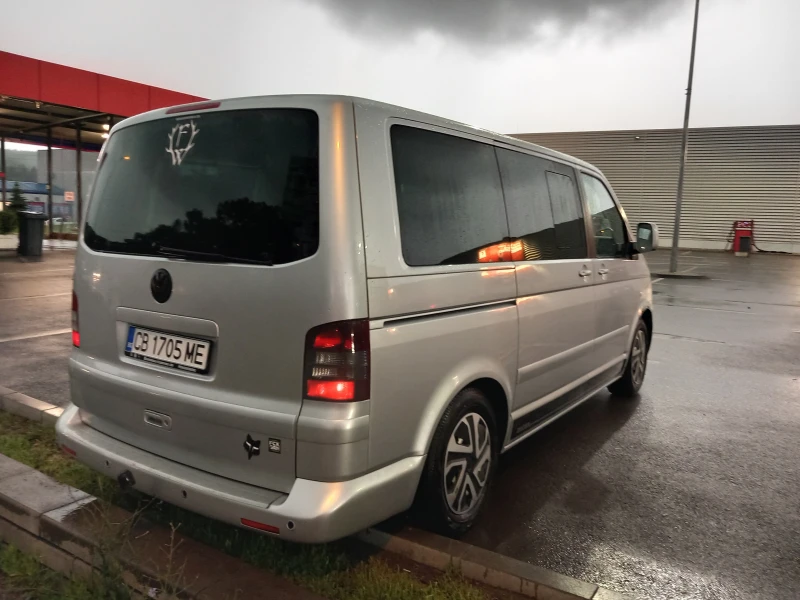 VW Multivan 2.5TDI, снимка 4 - Бусове и автобуси - 48033759