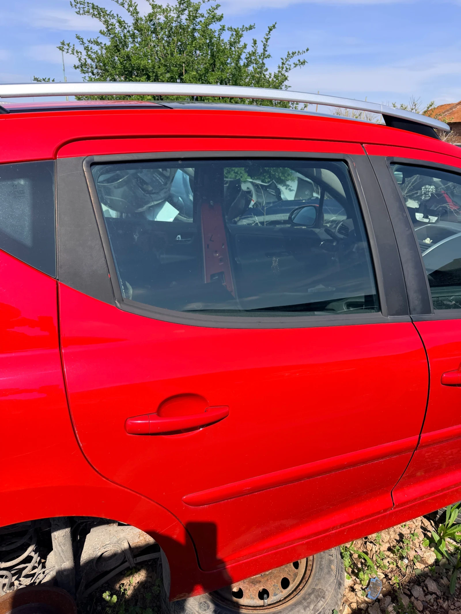 Задна дясна врата PEUGEOT 207 SW  Червен цвят