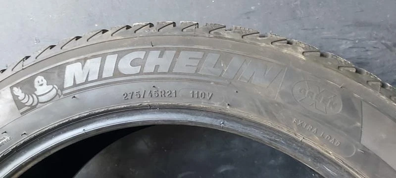 Гуми Зимни 275/45R21, снимка 7 - Гуми и джанти - 35125128