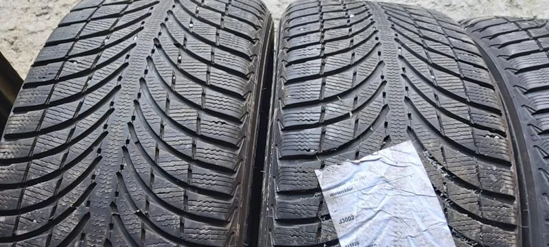 Гуми Зимни 275/45R21, снимка 2 - Гуми и джанти - 35125128