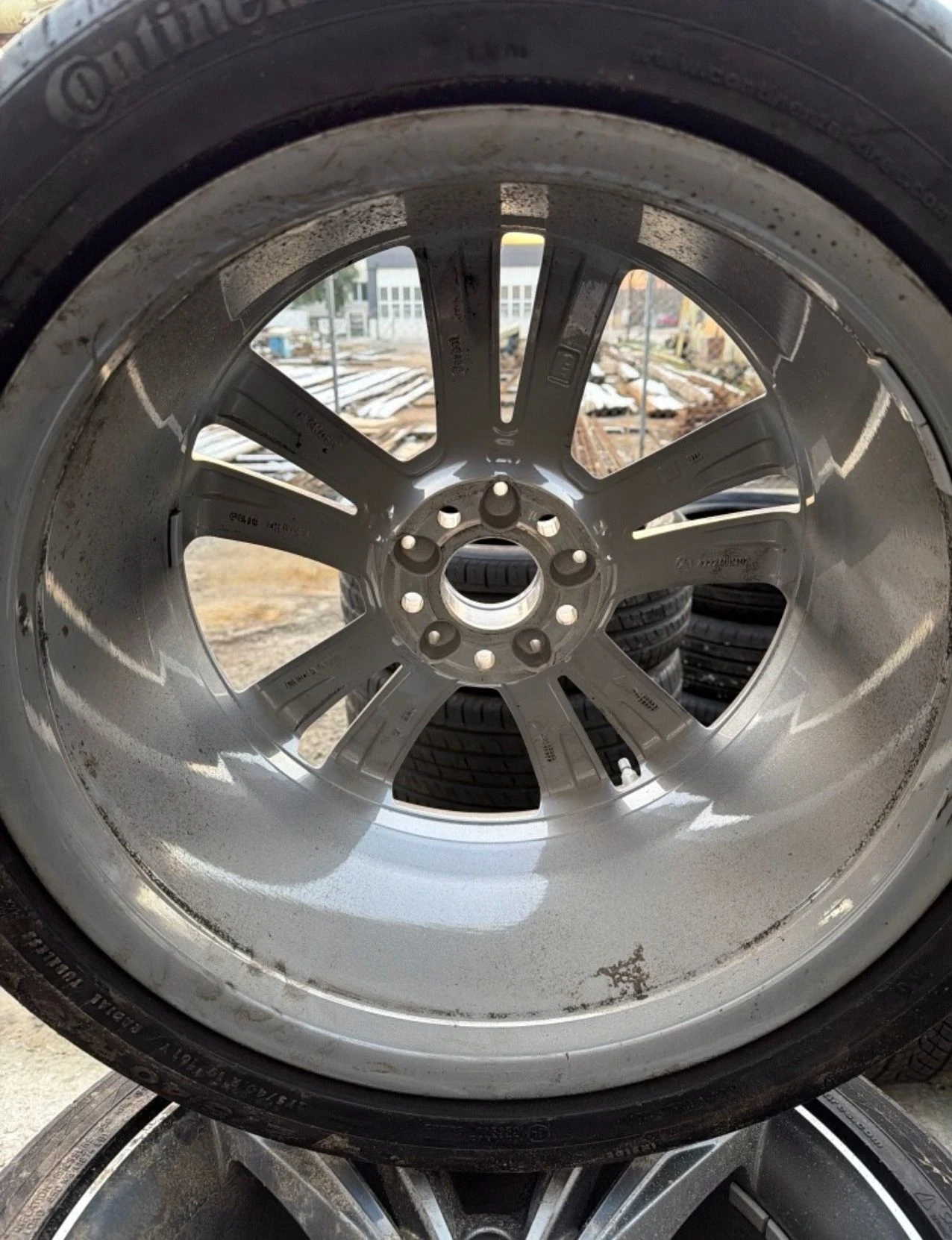 Гуми с джанти Continental 275/40R19, снимка 3 - Гуми и джанти - 55888022