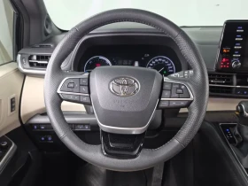 Toyota Sienna 4Th Generation 2.5 Hybrid 2Wd, снимка 13