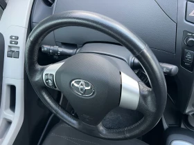 Toyota Yaris 1.3i  28 000 28 000 28 000 | Mobile.bg    10