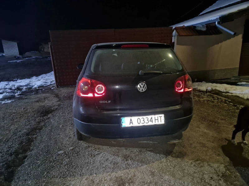 VW Golf 1.6, снимка 5 - Автомобили и джипове - 49300453