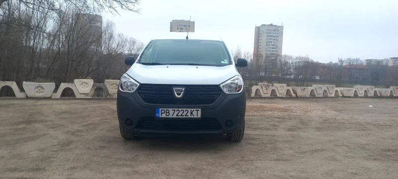 Dacia Dokker, снимка 2 - Автомобили и джипове - 49325772