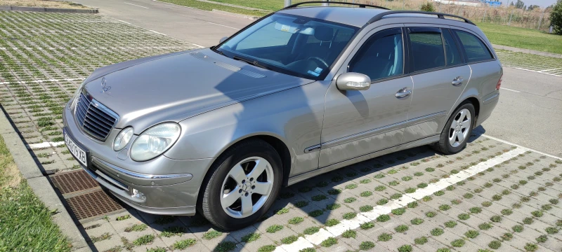 Mercedes-Benz E 240