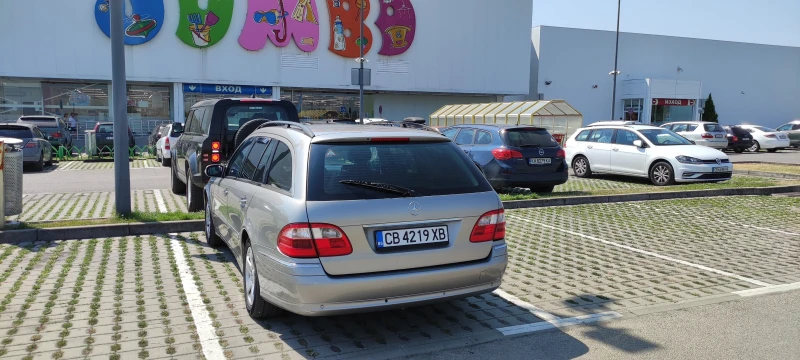 Mercedes-Benz E 240, снимка 3 - Автомобили и джипове - 52448434