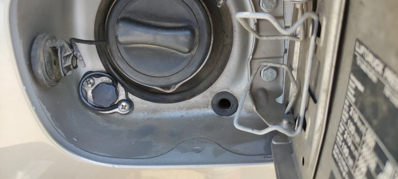 Mercedes-Benz E 240, снимка 7 - Автомобили и джипове - 52448434