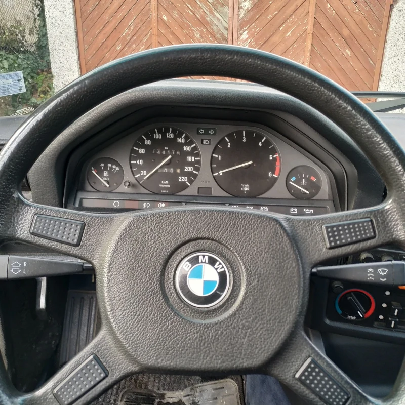 BMW 324 324D, снимка 7 - Автомобили и джипове - 52684876