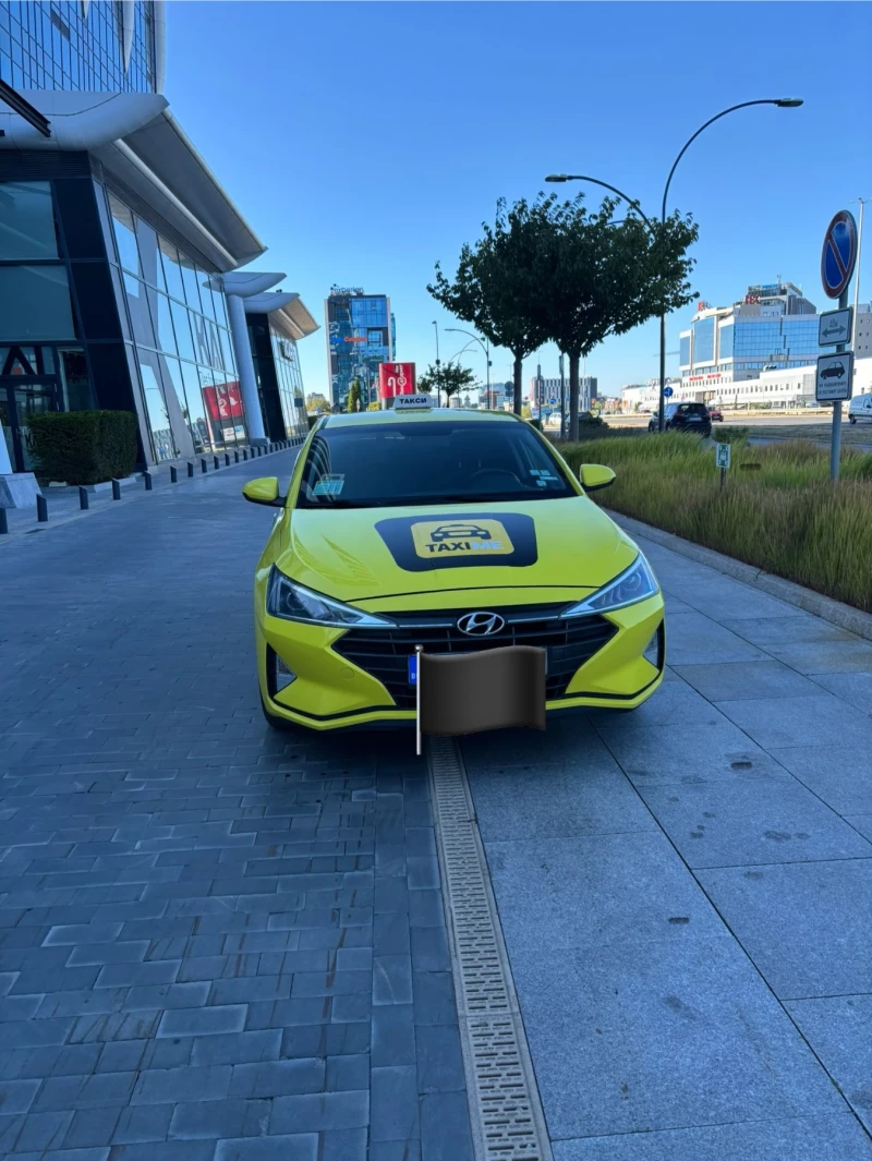 Hyundai Elantra, снимка 2 - Автомобили и джипове - 52214364