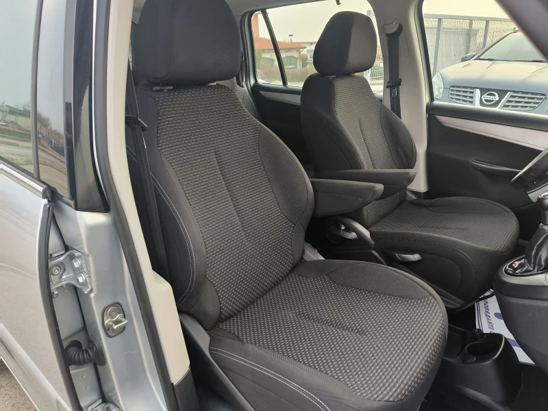 Citroen C4 Picasso 1.6i, снимка 8 - Автомобили и джипове - 52650993