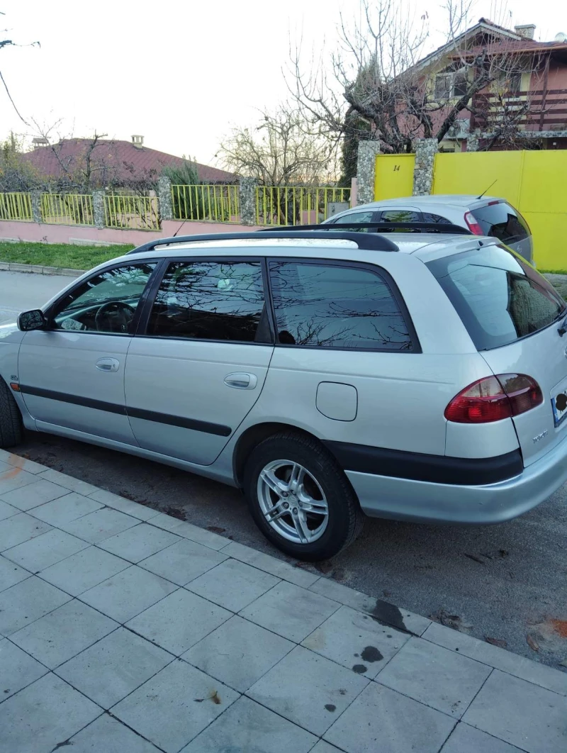 Toyota Avensis 2.0 D4D, снимка 5 - Автомобили и джипове - 52773246