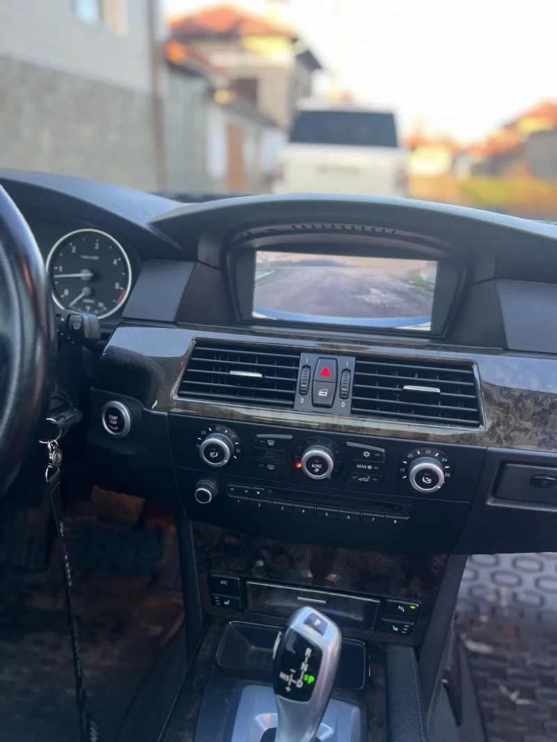 BMW 530 LCI xDrive, снимка 8 - Автомобили и джипове - 53184639