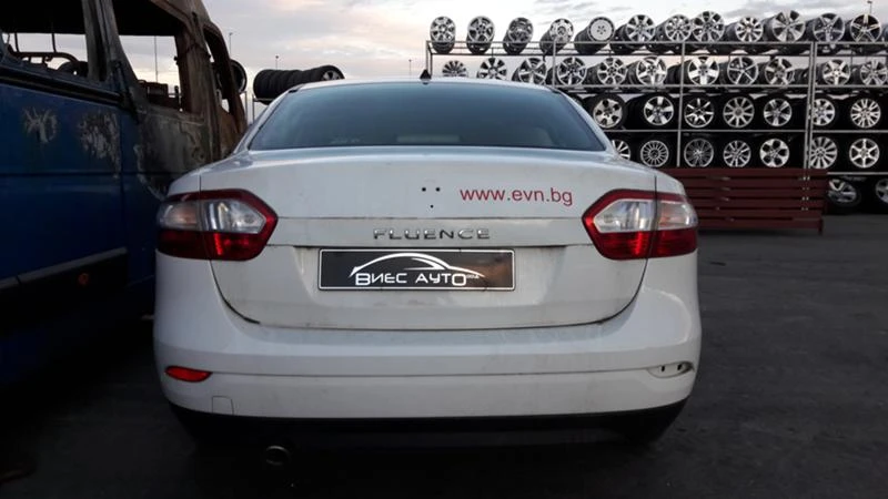 Renault Fluence 1.5DCI-НА ЧАСТИ, снимка 1 - Автомобили и джипове - 16625831