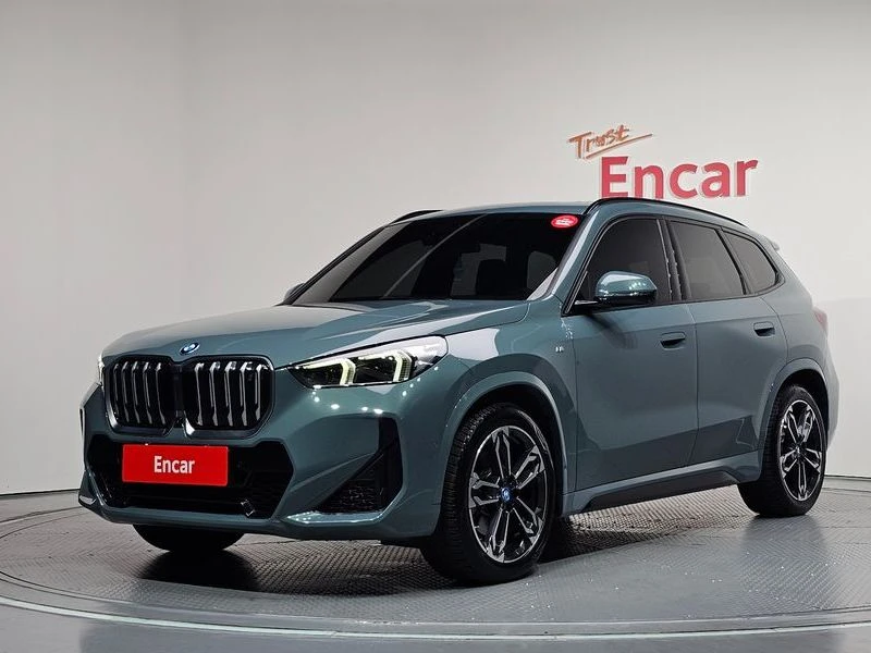 BMW iX1 xDrive30/M-Sport/HarmanKardon