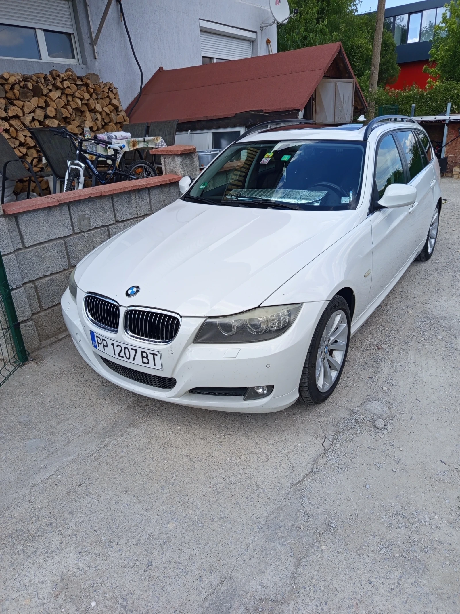 BMW 330 Е91 XDrive, снимка 1