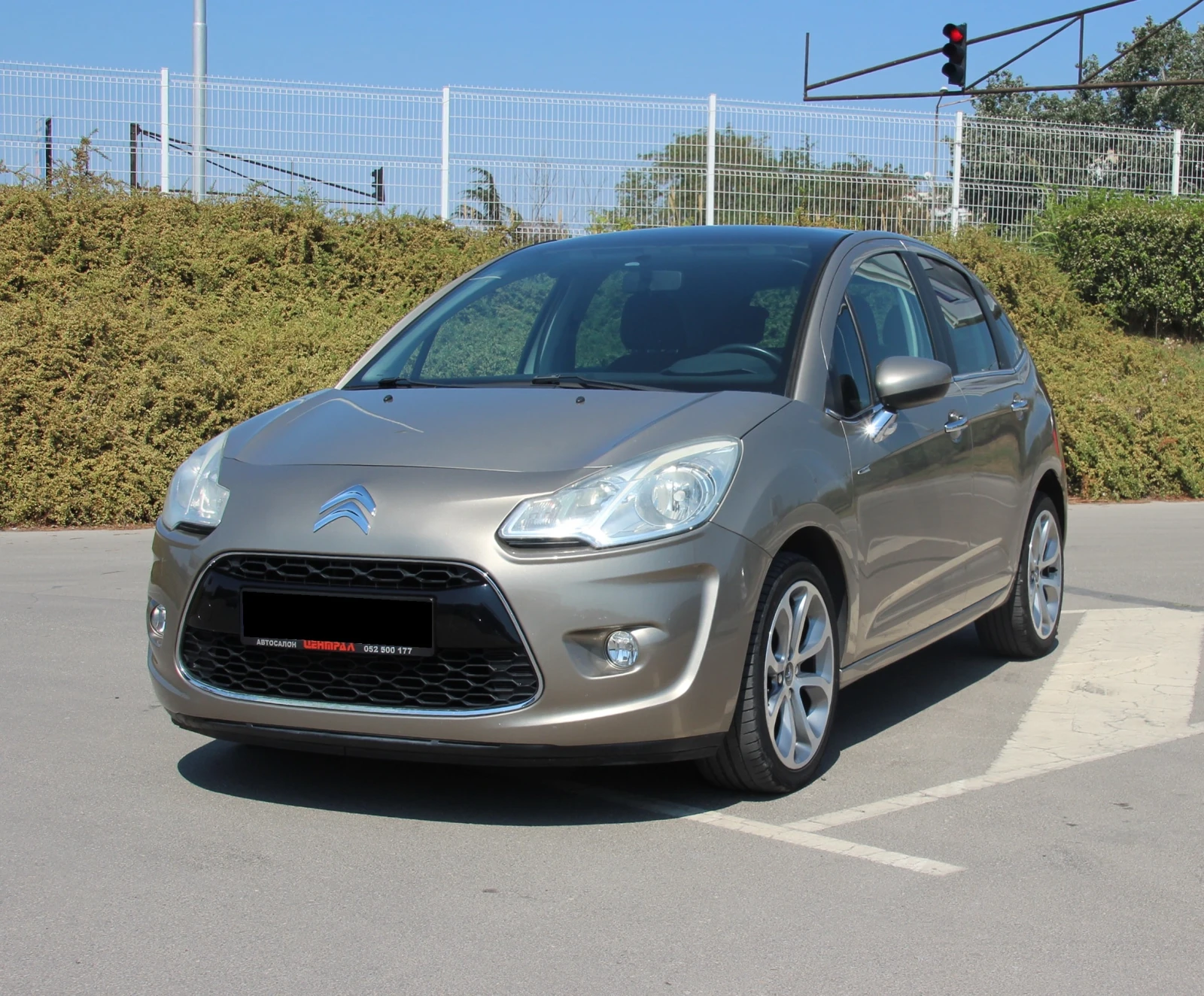 Citroen C3 1.4i  EXCLUSIVE NAVI  - [1] 