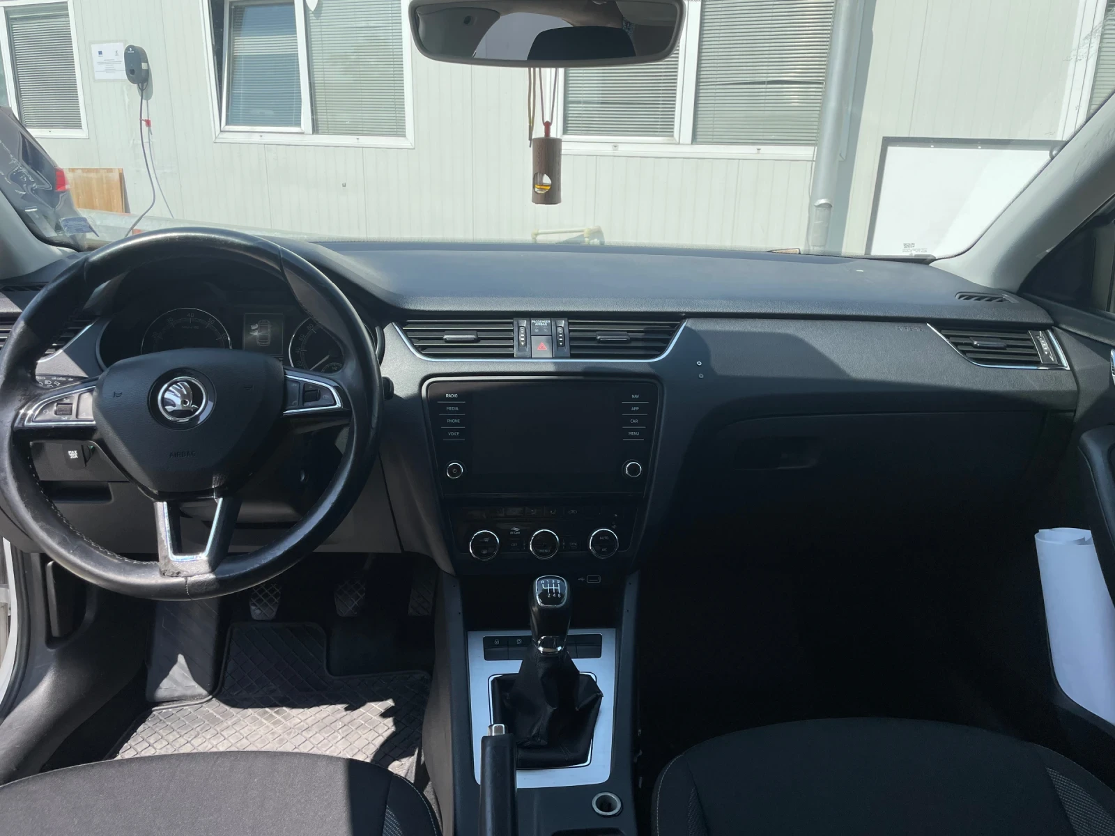 Skoda Octavia, снимка 11 - Автомобили и джипове - 54191973