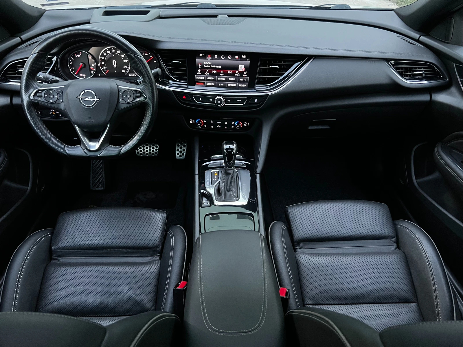 Opel Insignia Grand Sport Business - изображение 9
