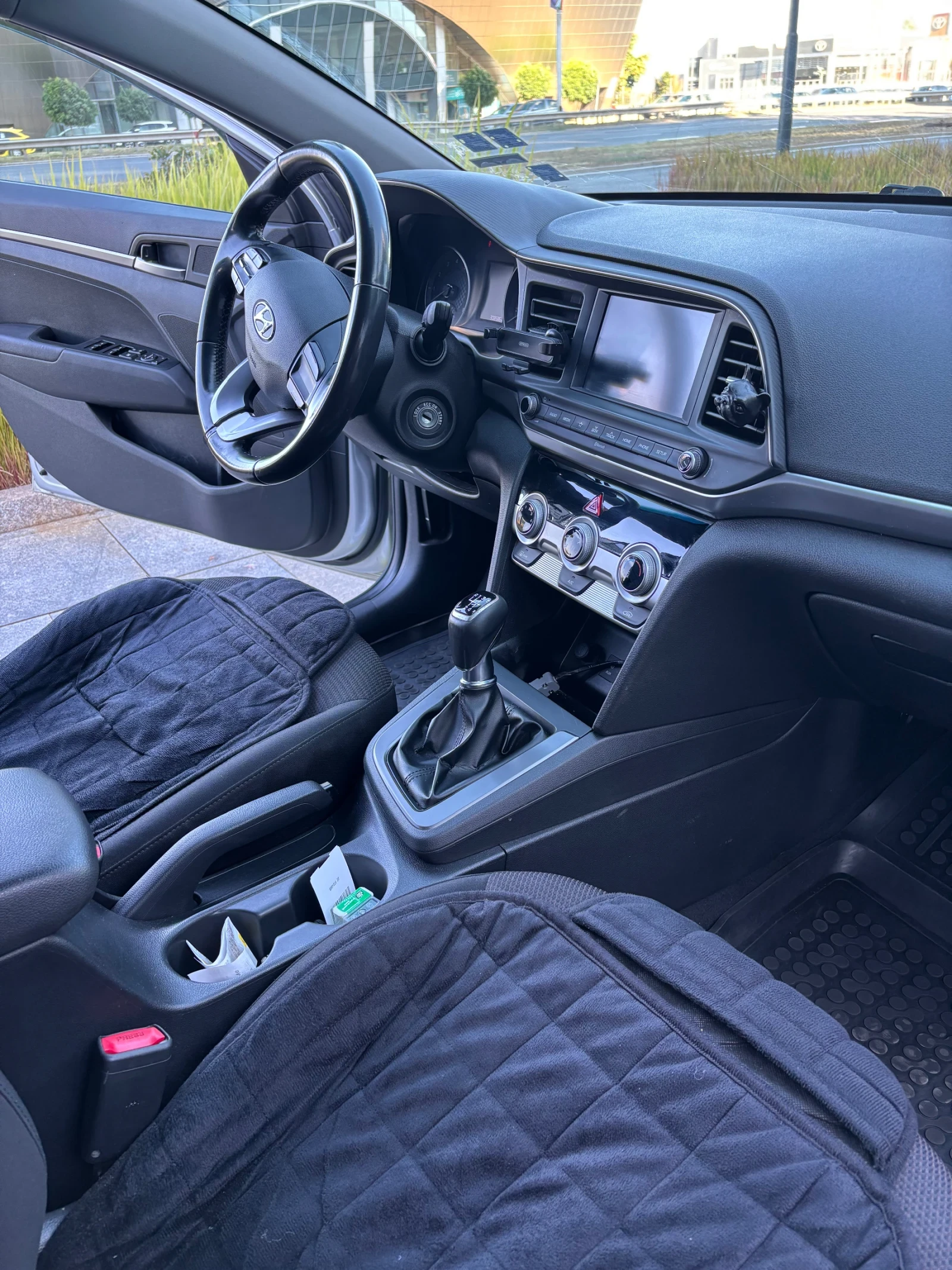 Hyundai Elantra | Mobile.bg — изображение 12