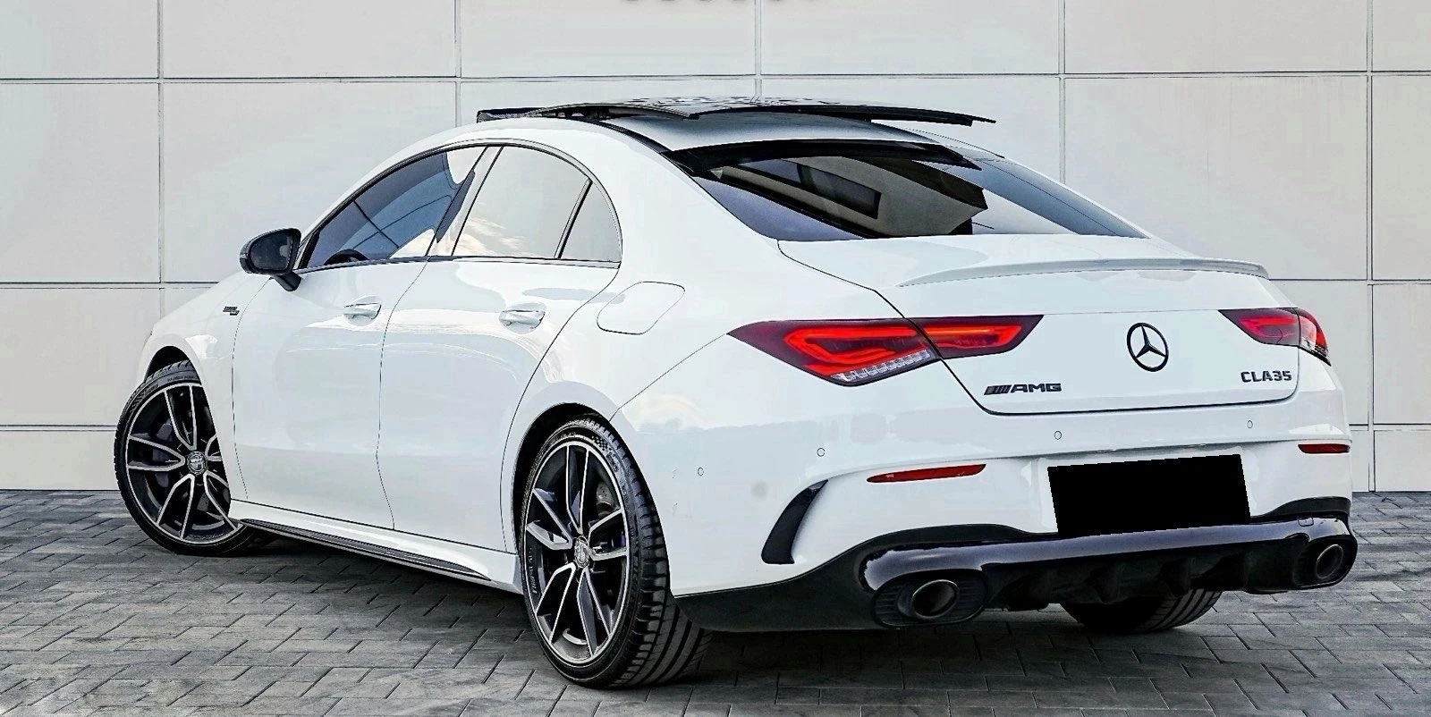 Mercedes-Benz CLA AMG 35 4Matic AMG Speedshift 7G-DCT - изображение 3