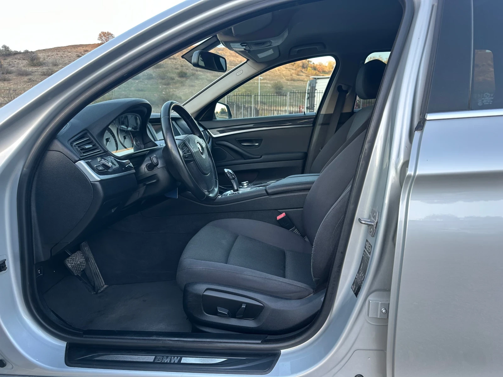 BMW 520 Facelift 8ZF EURO6 | Mobile.bg   11