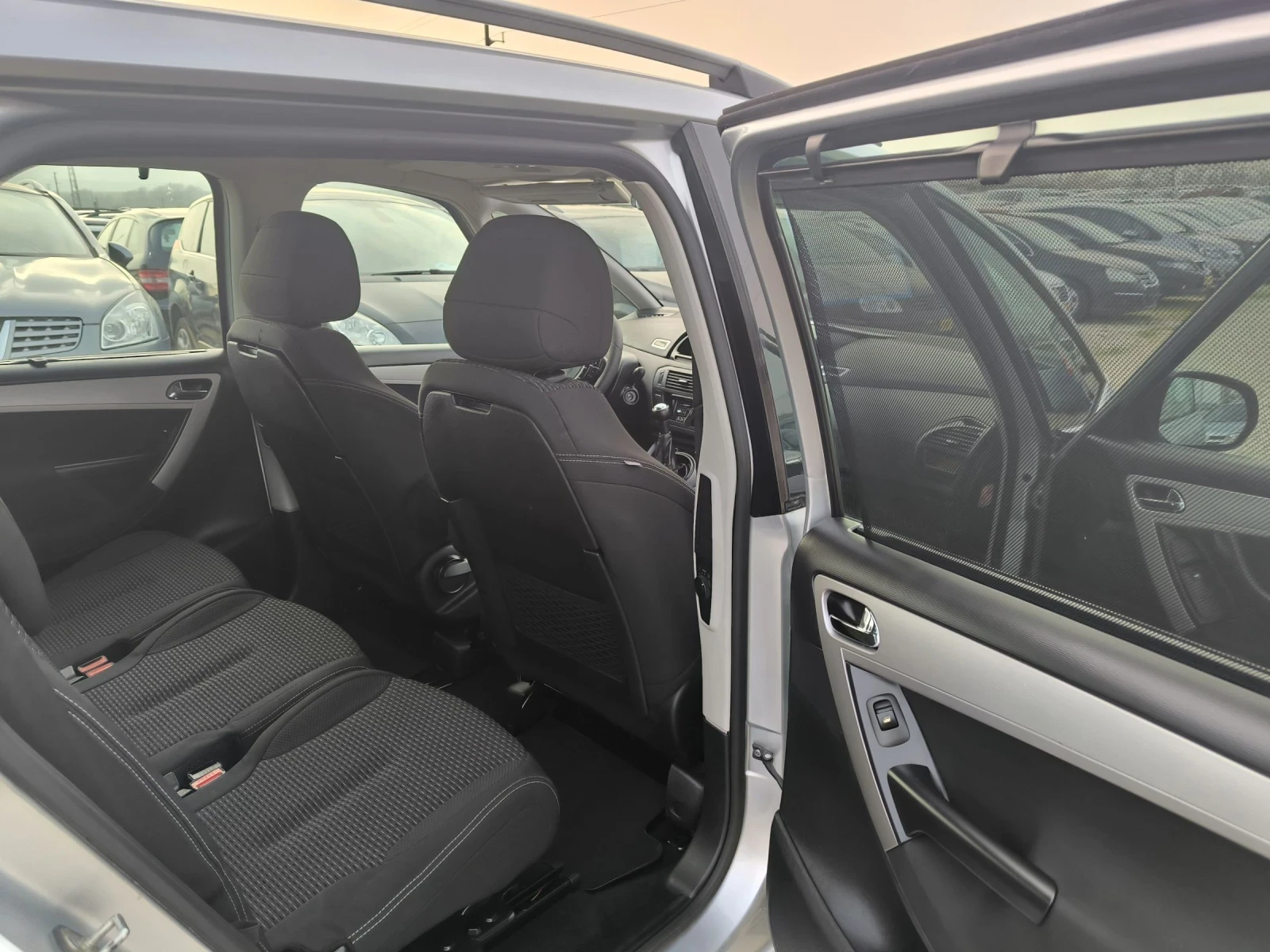 Citroen C4 Picasso 1.6i - изображение 10