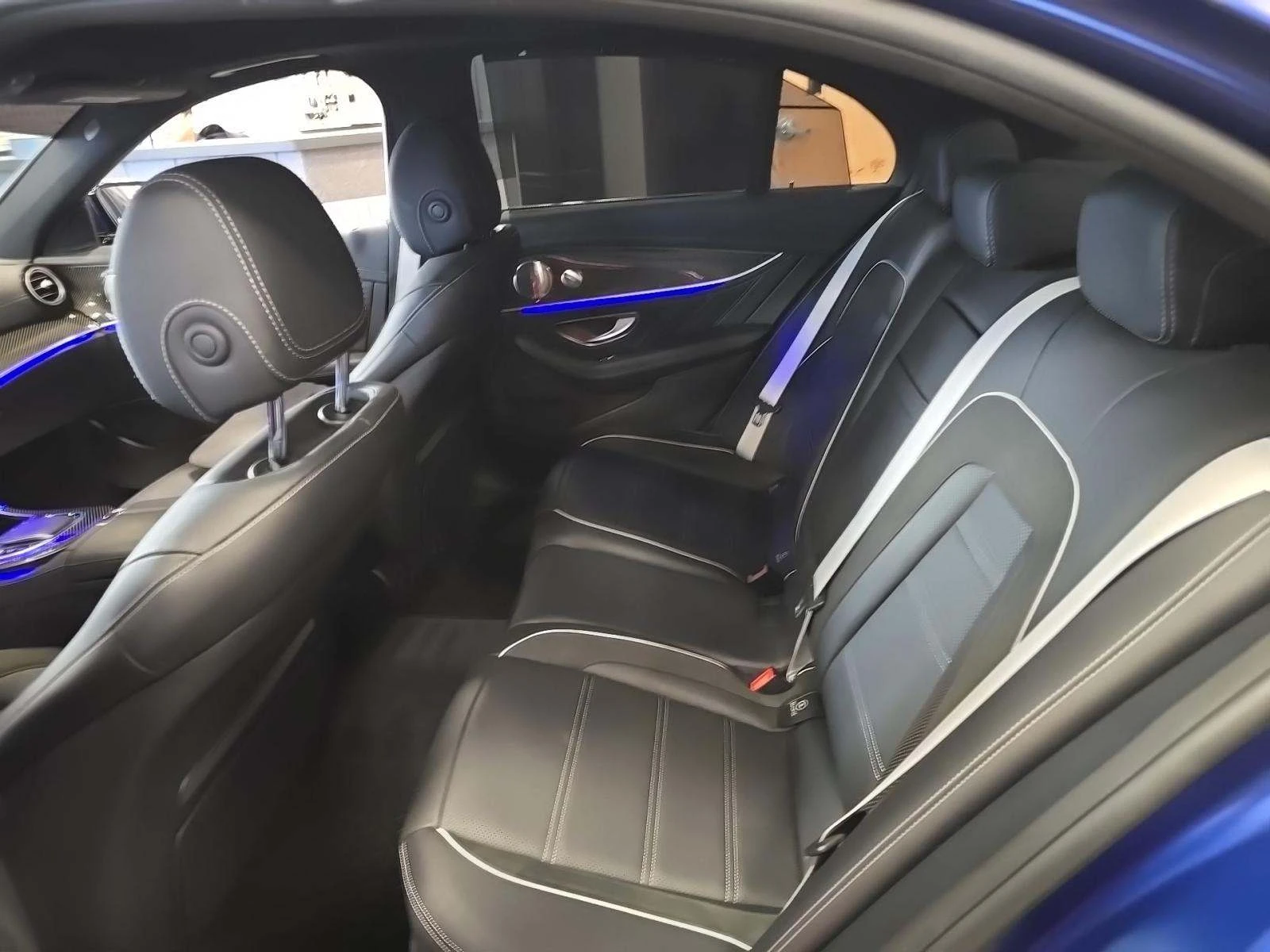 Mercedes-Benz E 63 AMG * CARFAX * ��� ������������ ������ | Mobile.bg � ����������� 6