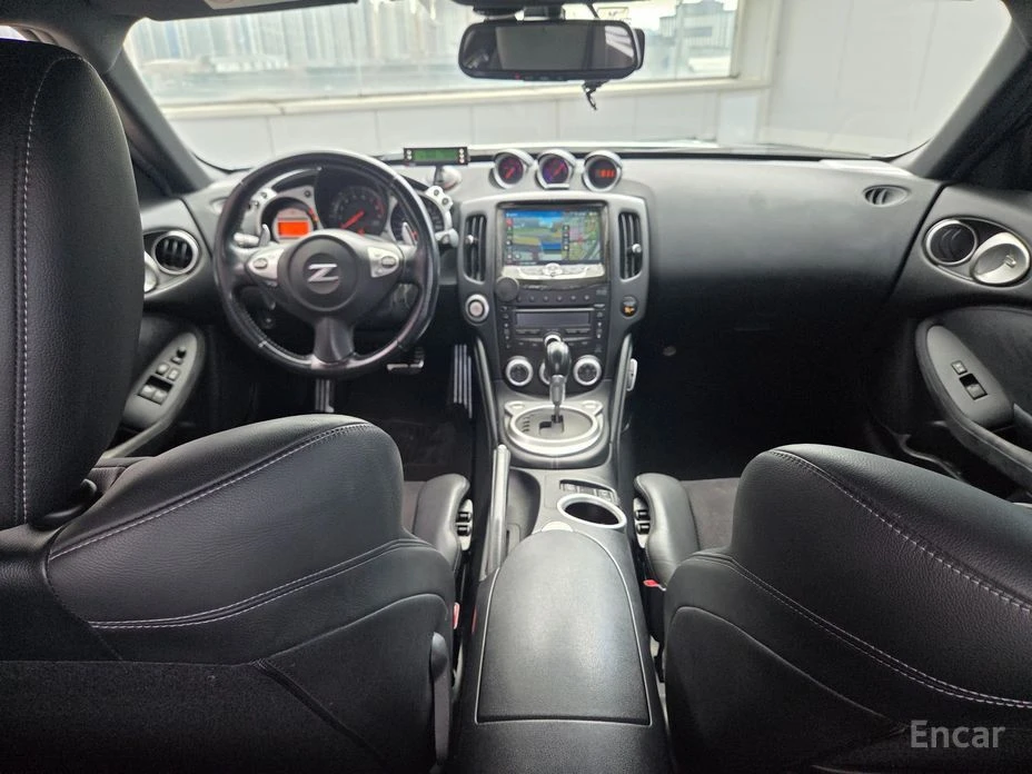 Nissan 370Z * КОЖА* ПОДГРЕВ* NAVI* CAMERA* , снимка 8 - Автомобили и джипове - 53906289