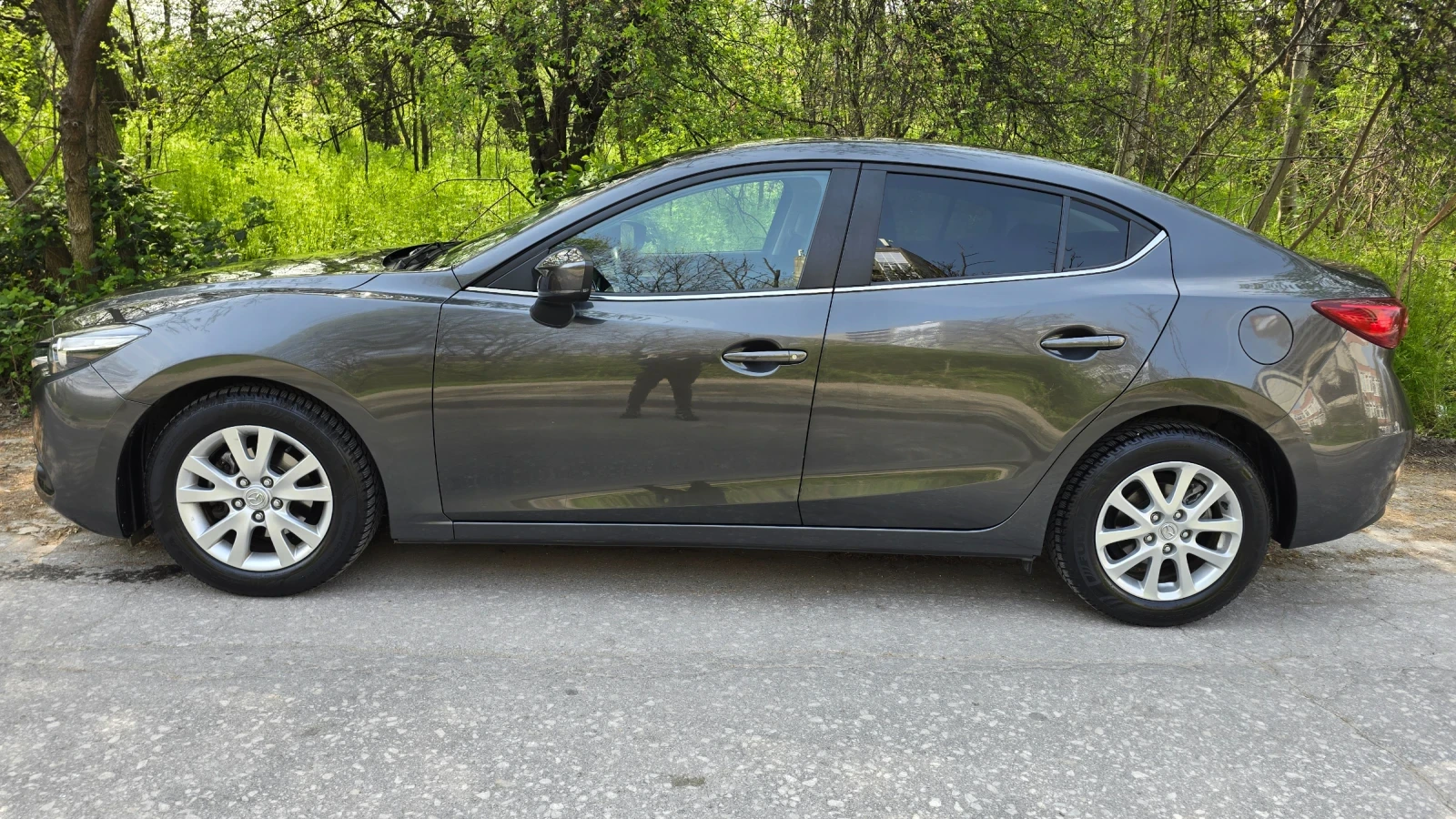 Mazda 3 Revolution , снимка 10 - Автомобили и джипове - 54184177