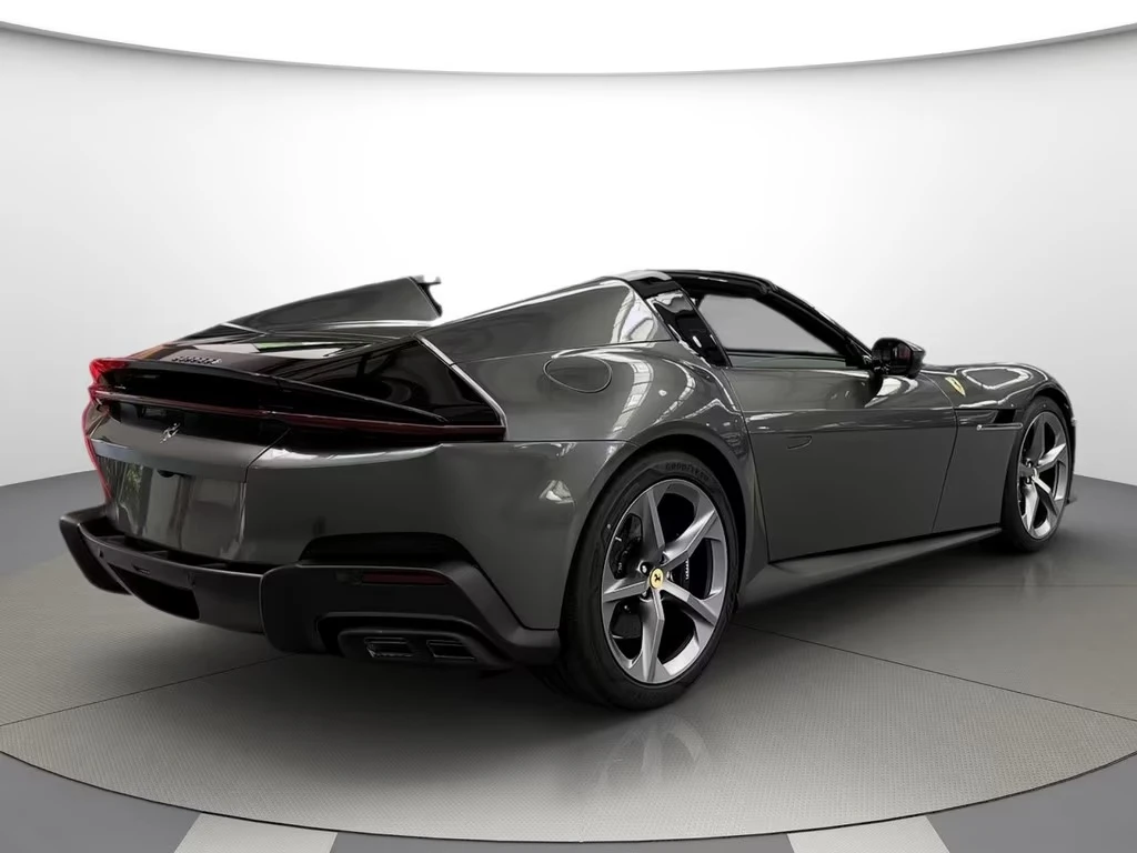 Ferrari 12 Cilindri spider CARBON / LIFT / 360 / MATRIX / GRIGIO SILVERSTONE, снимка 7 - Автомобили и джипове - 55069755