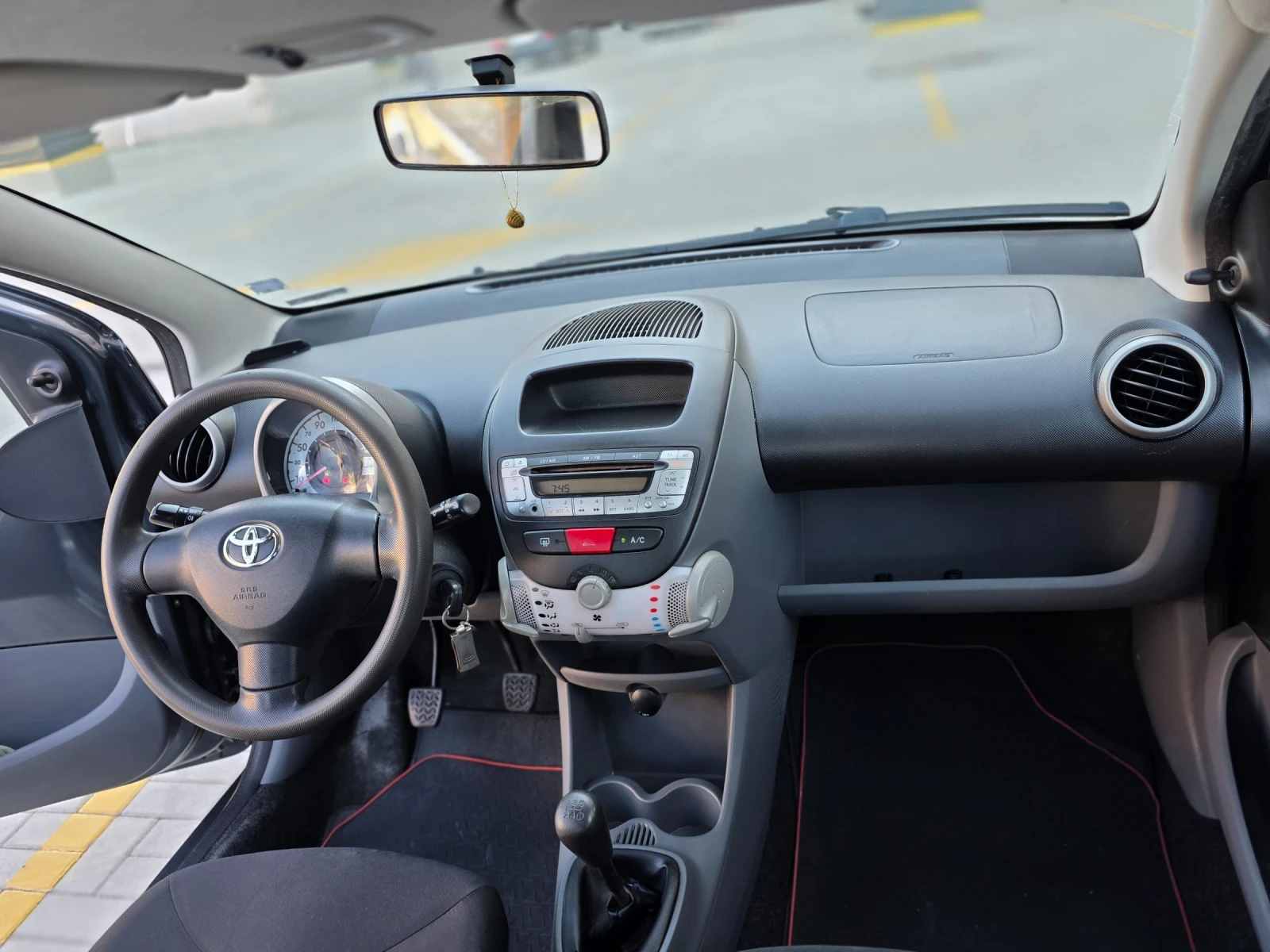 Toyota Aygo 1.1 65 ����  | Mobile.bg � ����������� 9