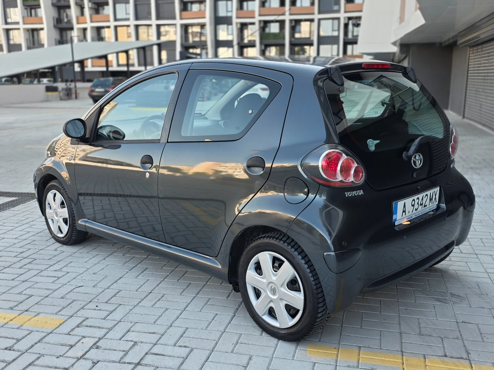 Toyota Aygo 1.1 65 ����  | Mobile.bg � ����������� 6