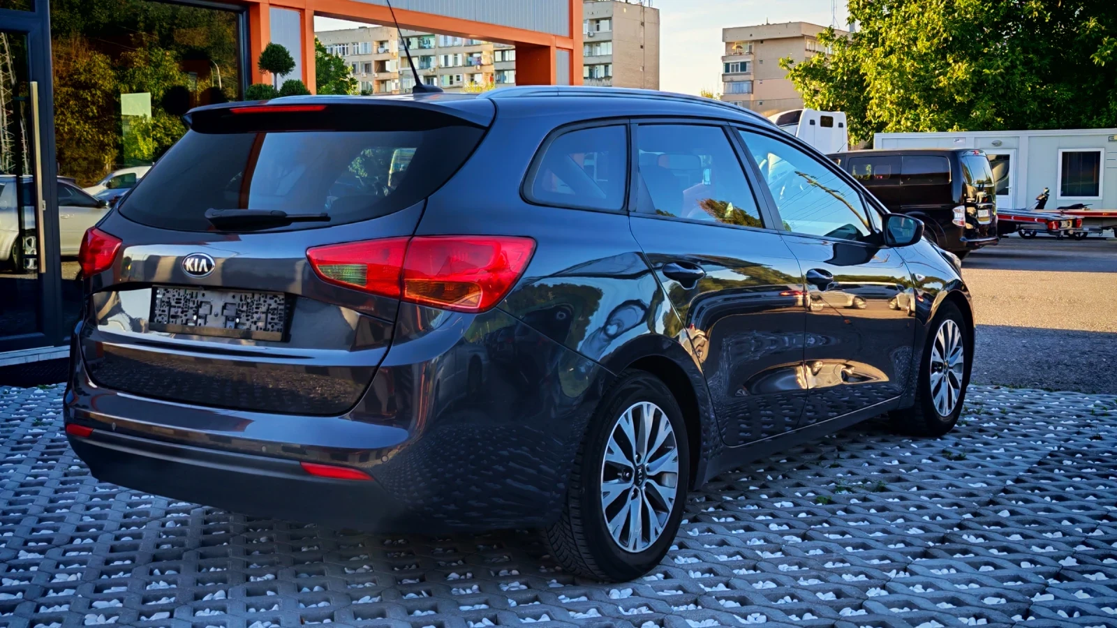 Kia Ceed FaceLift EURO6B, снимка 5 - Автомобили и джипове - 55982205