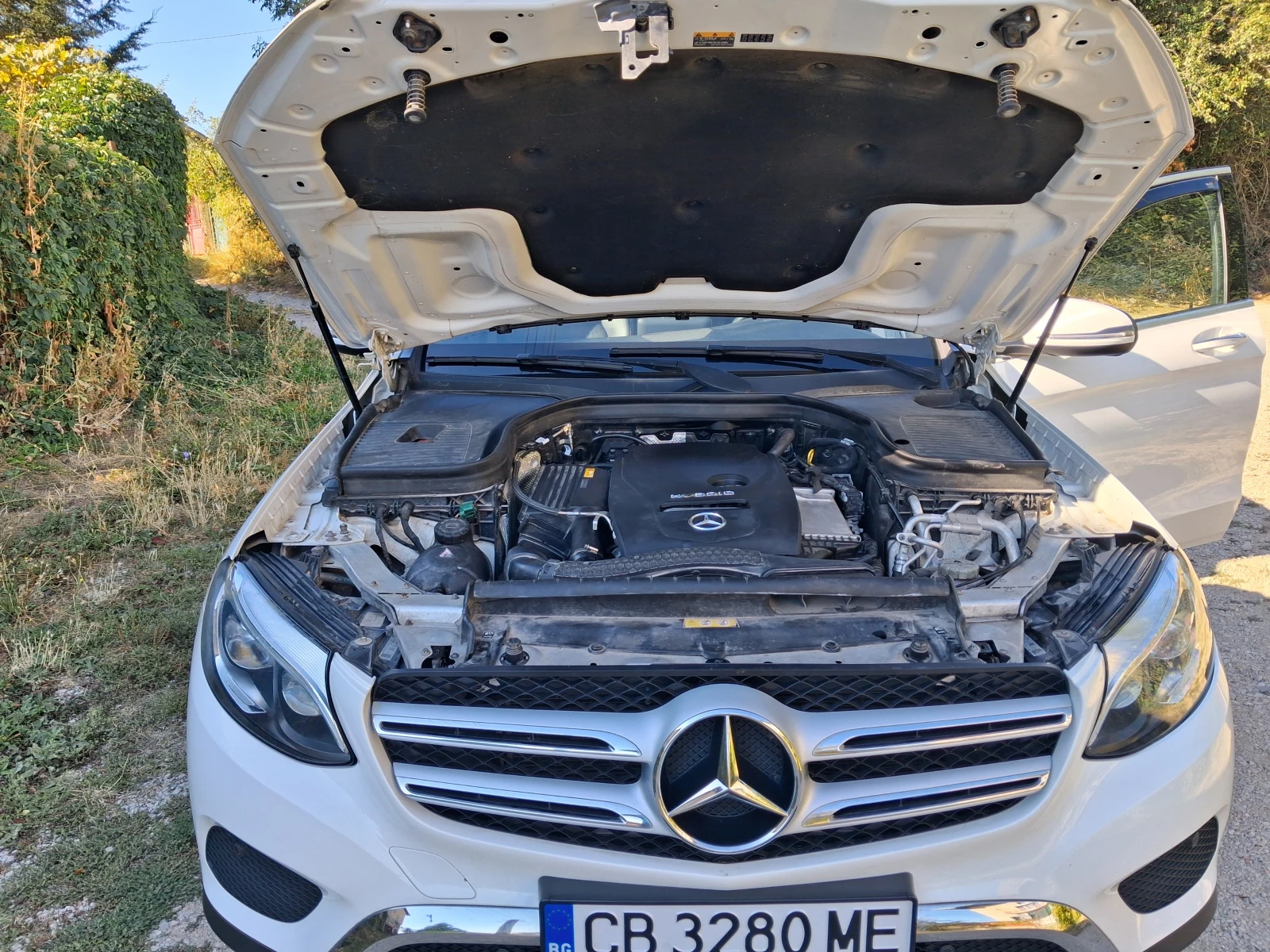 Mercedes-Benz CLC 350 E Plugin Hybrid, снимка 2 - Автомобили и джипове - 56096415