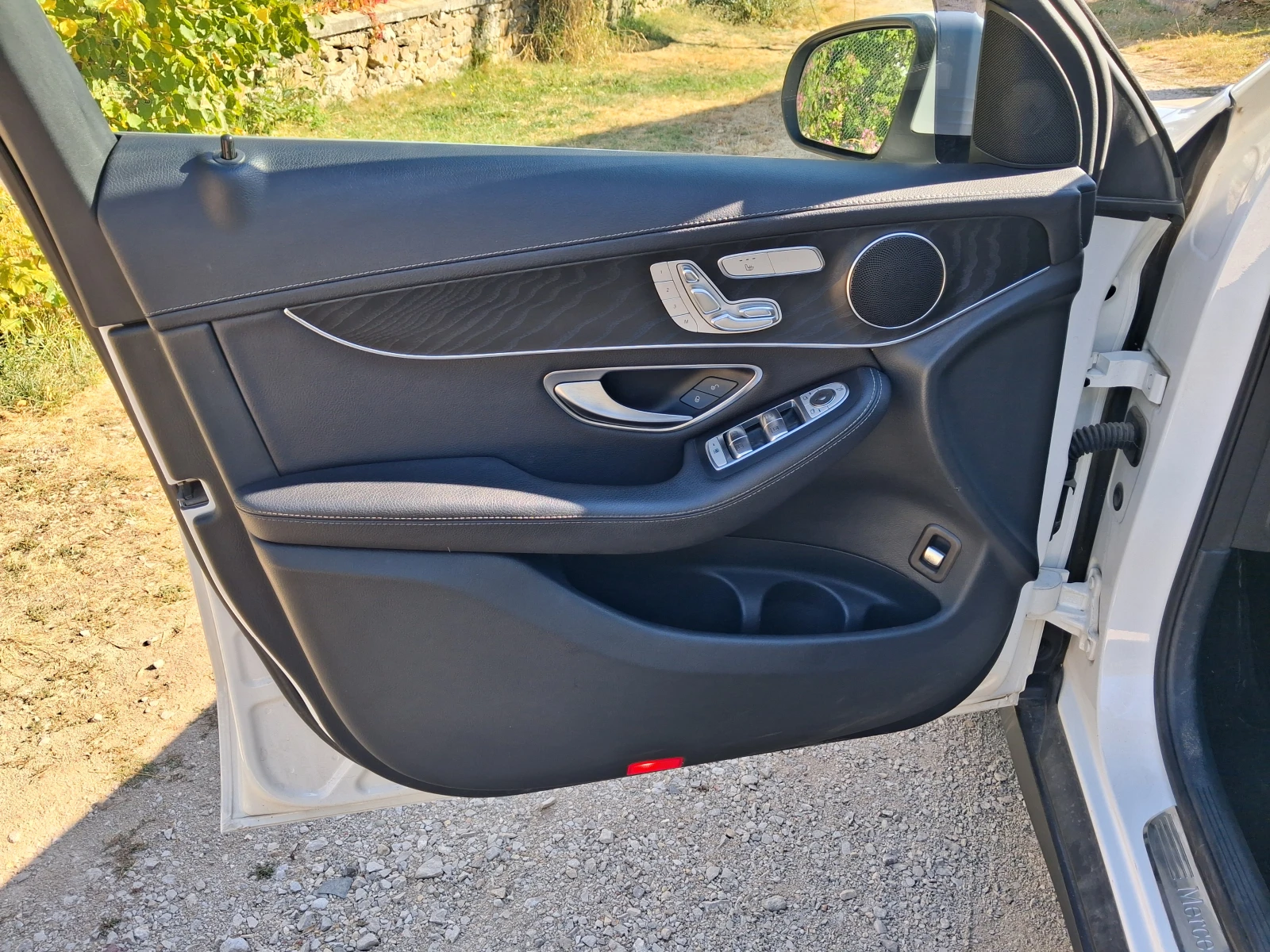 Mercedes-Benz CLC 350 E Plugin Hybrid, снимка 9 - Автомобили и джипове - 56096415