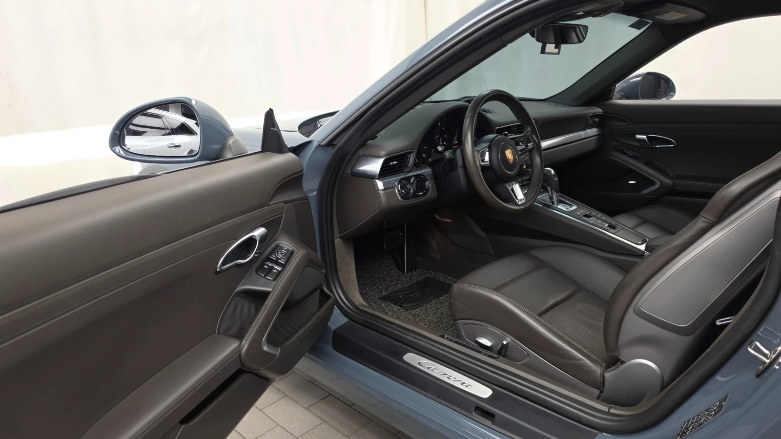 Porsche 911 Carrera, снимка 10 - Автомобили и джипове - 56163000