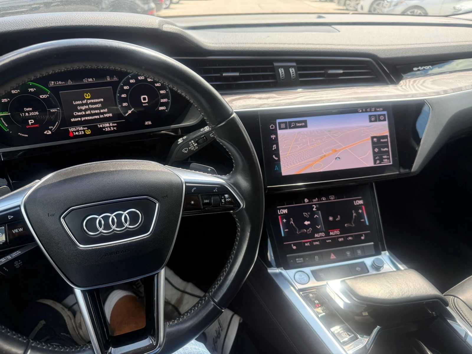 Audi E-Tron Progressiv quattro, снимка 7 - Автомобили и джипове - 56174789