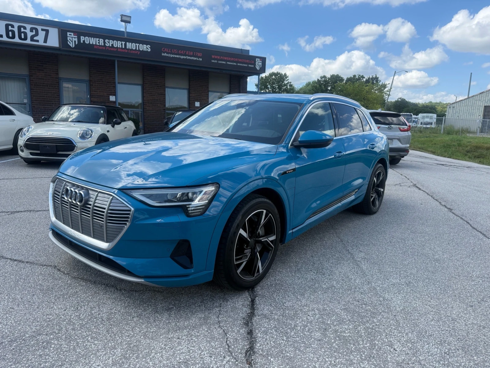 Audi E-Tron Progressiv quattro