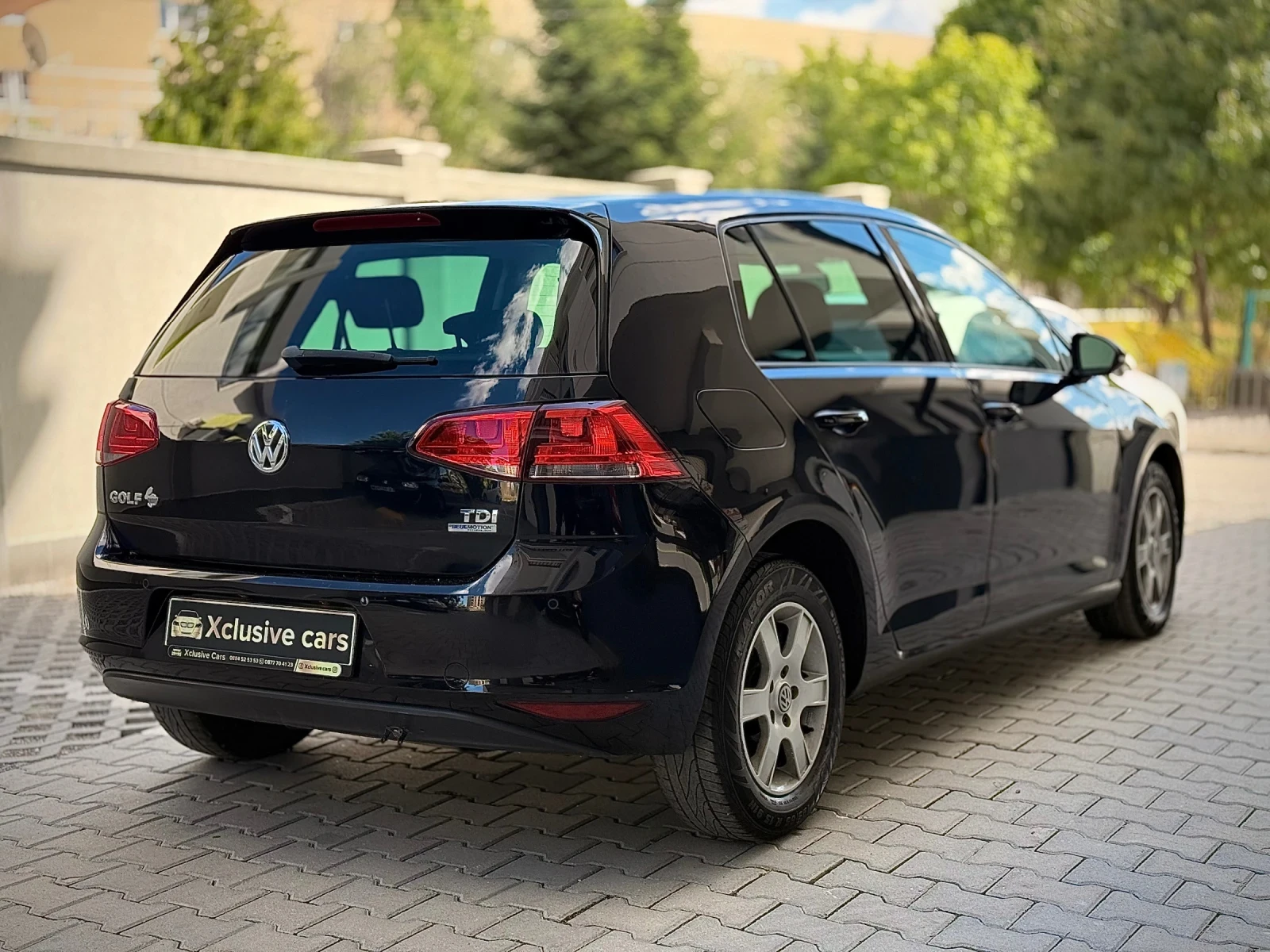 VW Golf 1.6TDI, снимка 4 - Автомобили и джипове - 56214626