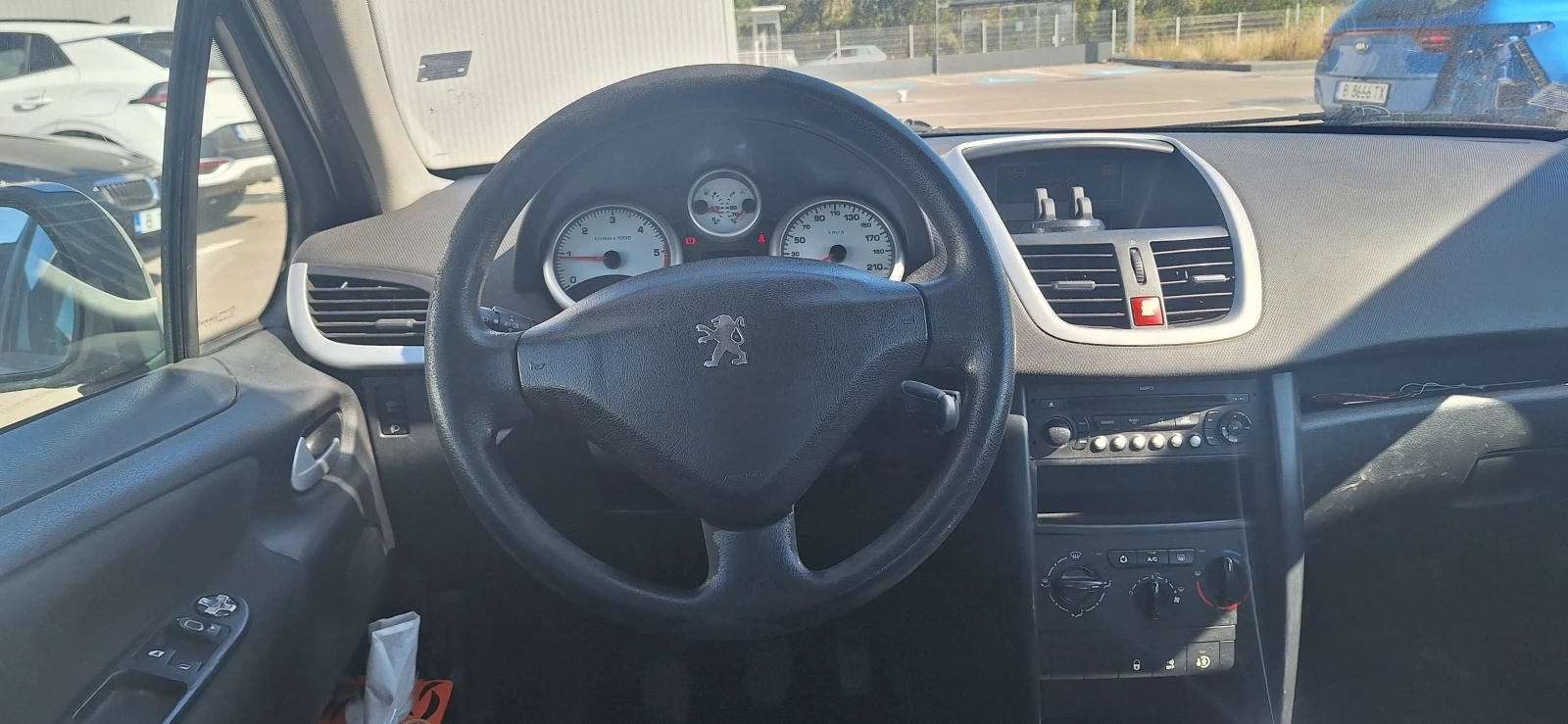 Peugeot 207, снимка 7 - Автомобили и джипове - 56327915