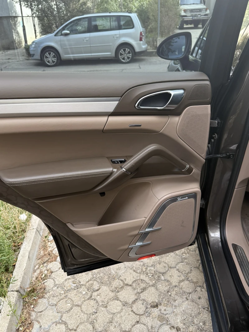 Porsche Cayenne Turbo, снимка 5 - Автомобили и джипове - 52555440