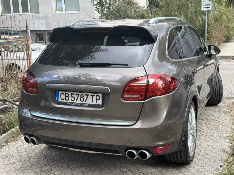 Porsche Cayenne Turbo, снимка 3 - Автомобили и джипове - 52555440