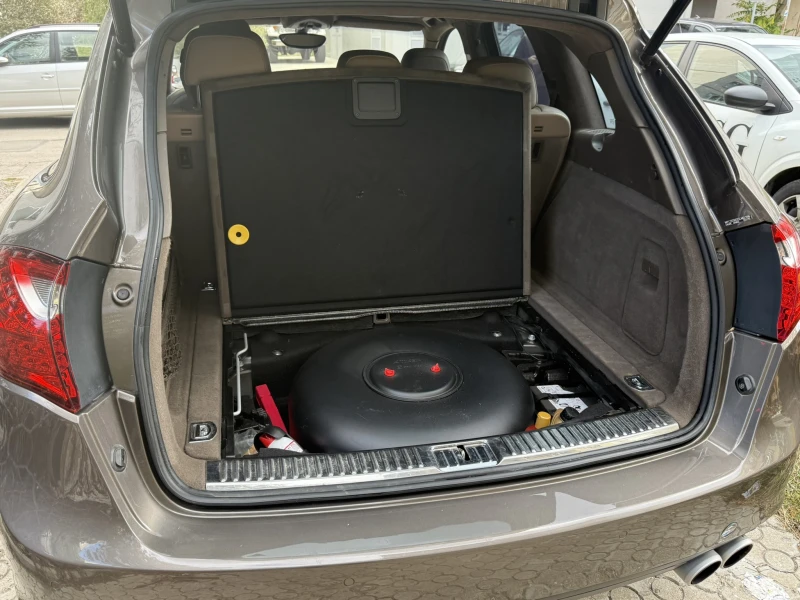 Porsche Cayenne Turbo, снимка 4 - Автомобили и джипове - 52555440