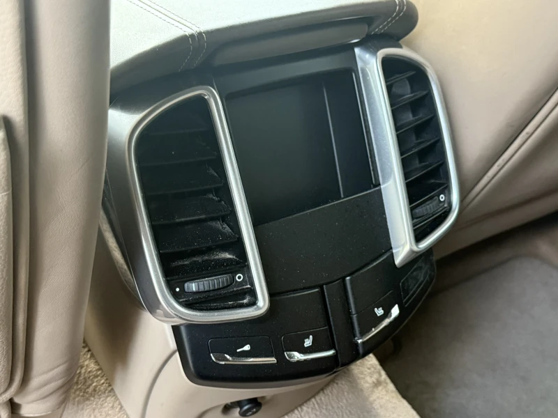 Porsche Cayenne Turbo, снимка 9 - Автомобили и джипове - 52555440