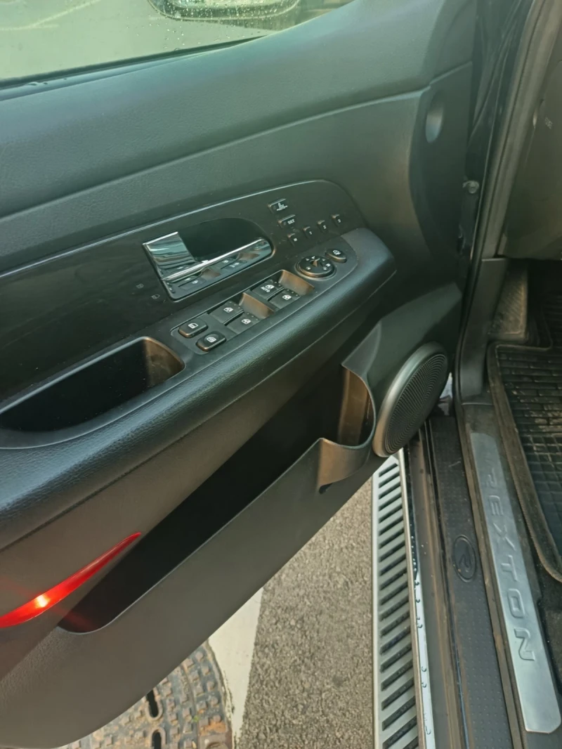 SsangYong Rexton RX200e-XDi 171000km 4x4 Full, снимка 16 - Автомобили и джипове - 52538448