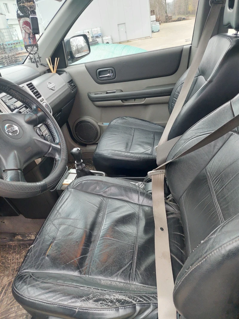 Nissan X-trail 2.2 DCI, снимка 8 - Автомобили и джипове - 52791448